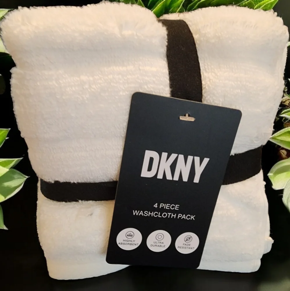 Dkny Washcloths White Set of 4 Dormroom College Adults